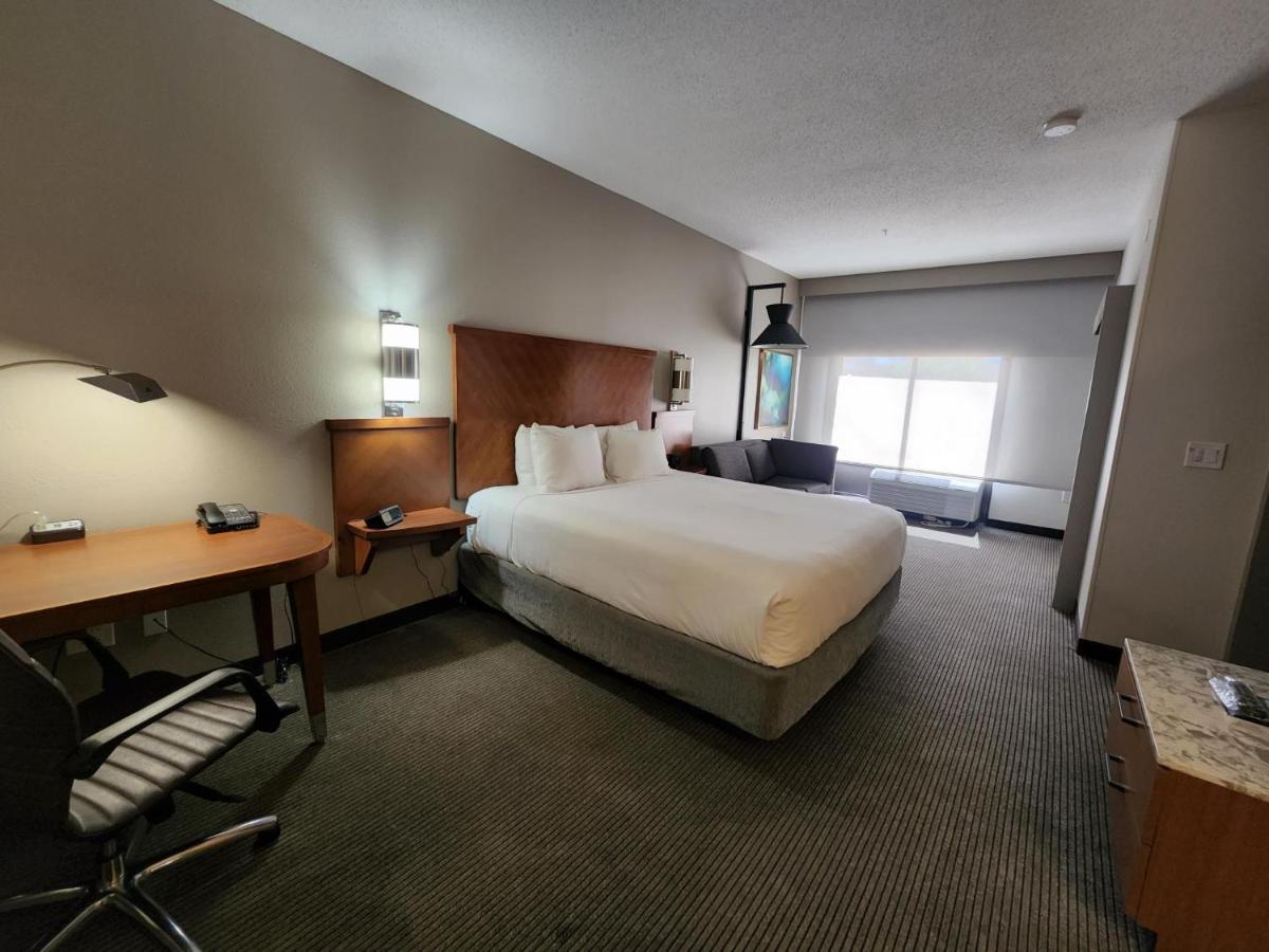 Hyatt Place Colorado Springs Garden Of The Gods Extérieur photo